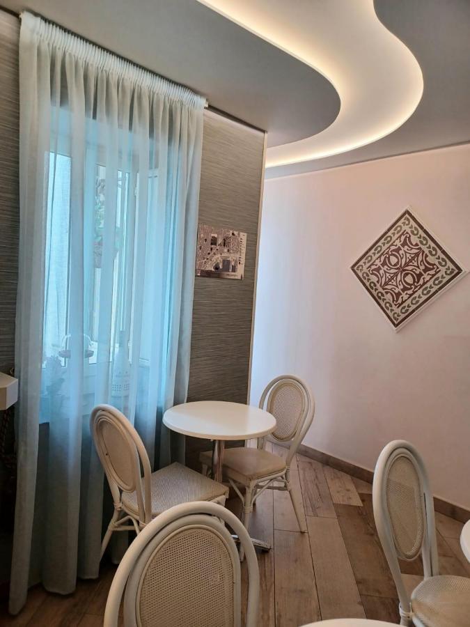 B&B Federico II Νάπολη Εξωτερικό φωτογραφία